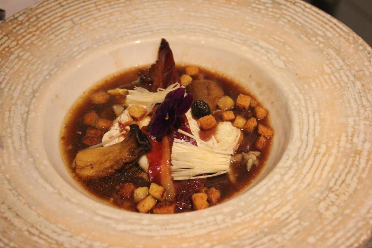 Logis Hotel & Restaurant - Le Manoir De Sauvegrain Saint-Lambert  Zewnętrze zdjęcie
