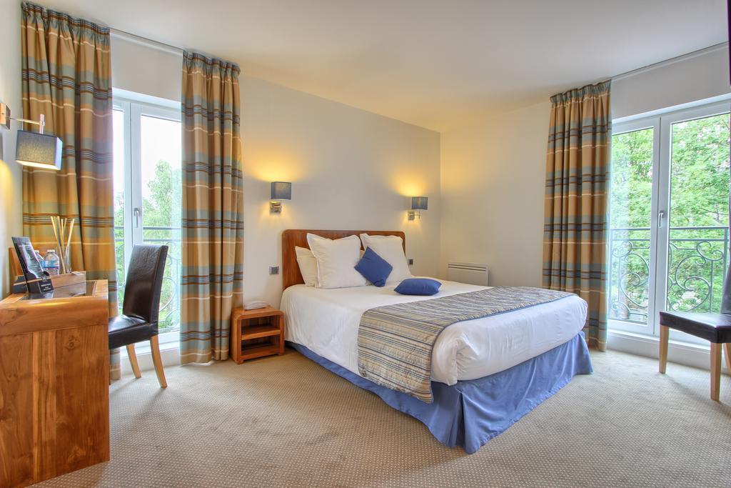 Logis Hotel & Restaurant - Le Manoir De Sauvegrain Saint-Lambert  Zewnętrze zdjęcie