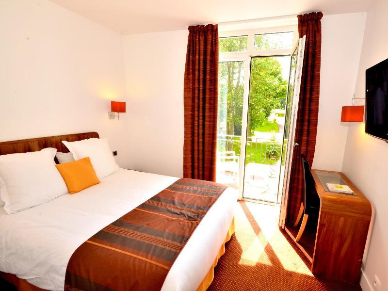 Logis Hotel & Restaurant - Le Manoir De Sauvegrain Saint-Lambert  Zewnętrze zdjęcie