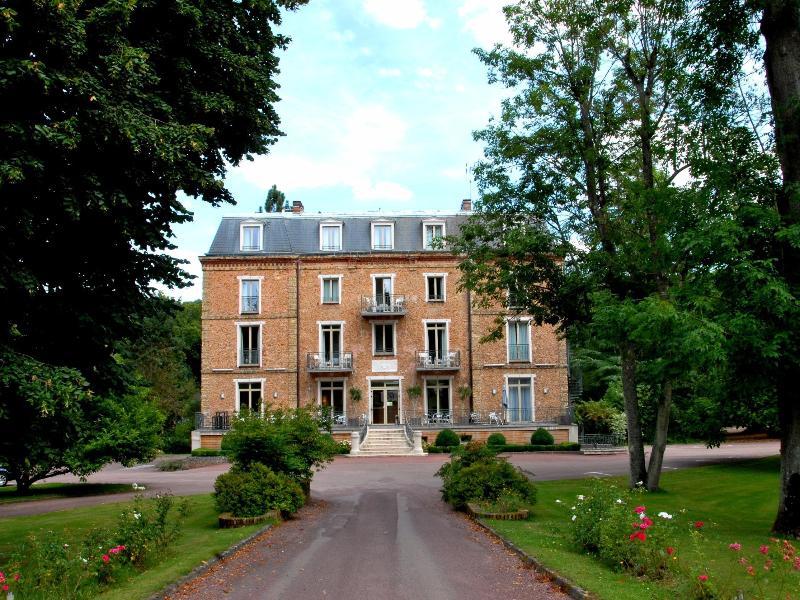Logis Hotel & Restaurant - Le Manoir De Sauvegrain Saint-Lambert  Zewnętrze zdjęcie